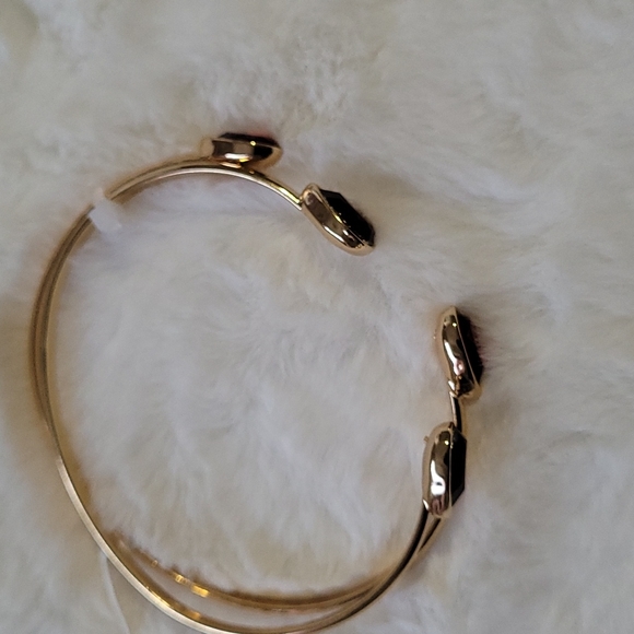 New bracelets - set of two - Picture 2 of 5